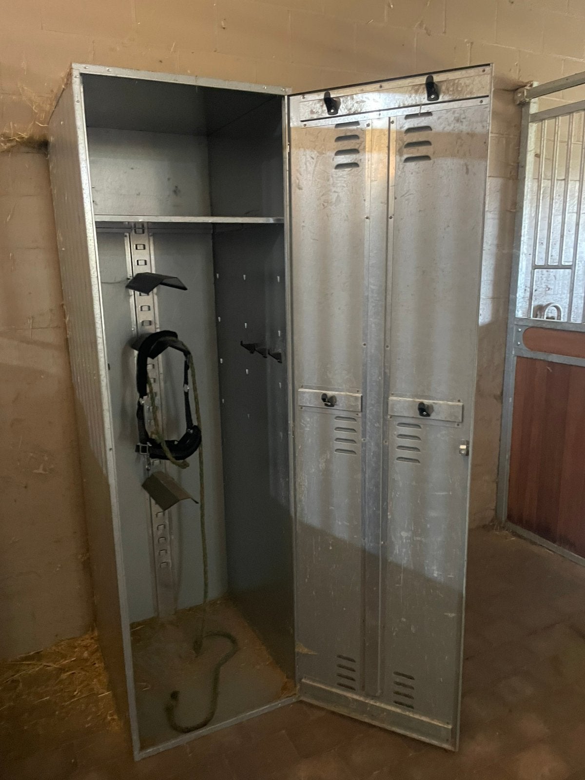 Grote zadelkast, Dieren en Toebehoren, Stalling en Weidegang, Accessoires