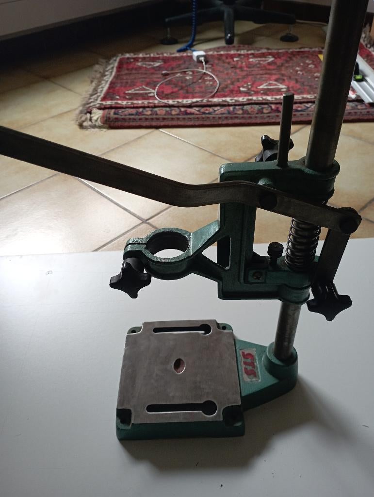 Boorstandaard, Doe-het-zelf en Bouw, Gereedschap | Boormachines, Ophalen