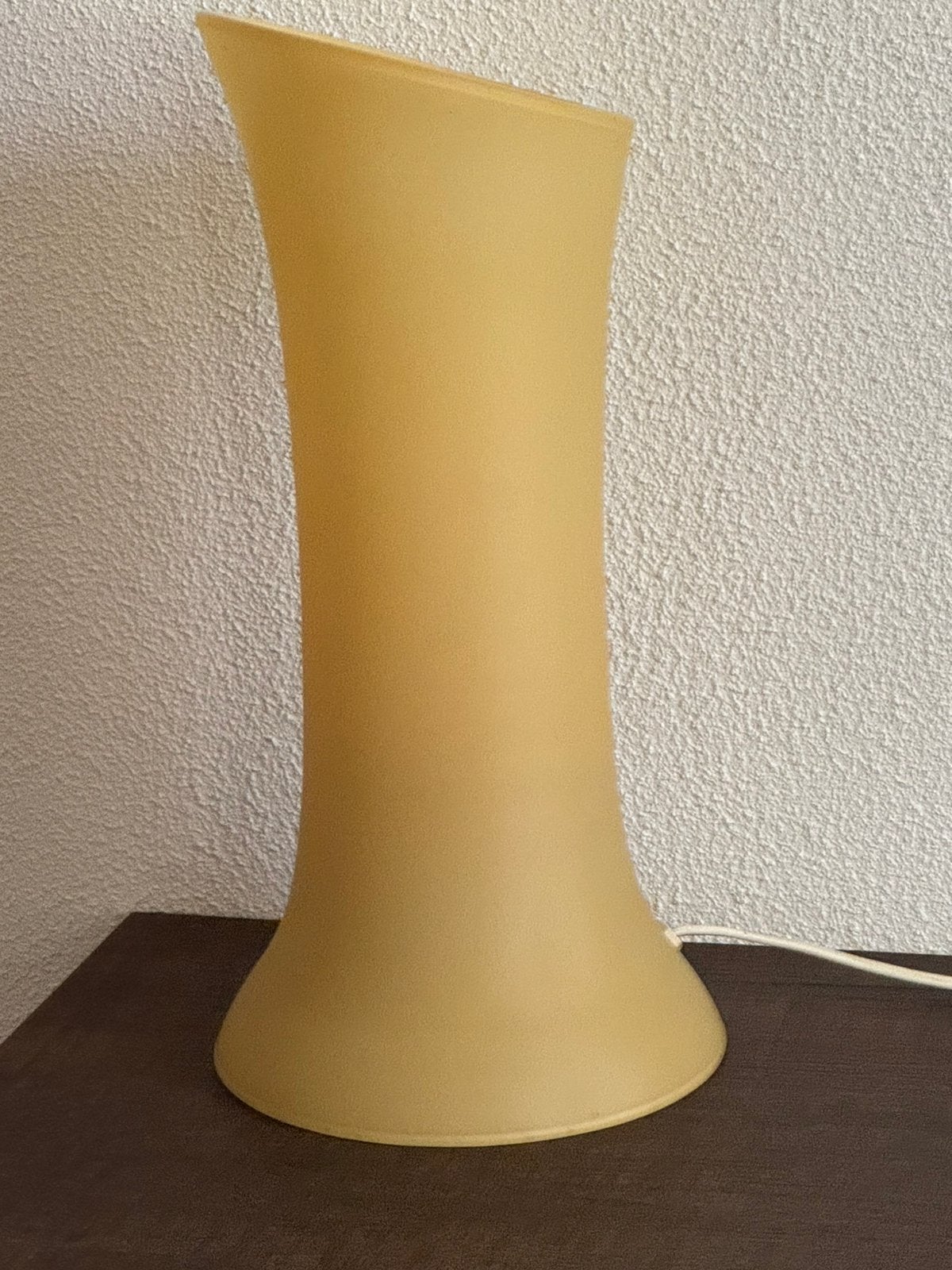 Mooie gele tafellamp, Huis en Inrichting, Lampen | Tafellampen, Ophalen, Zo goed als nieuw, Glas