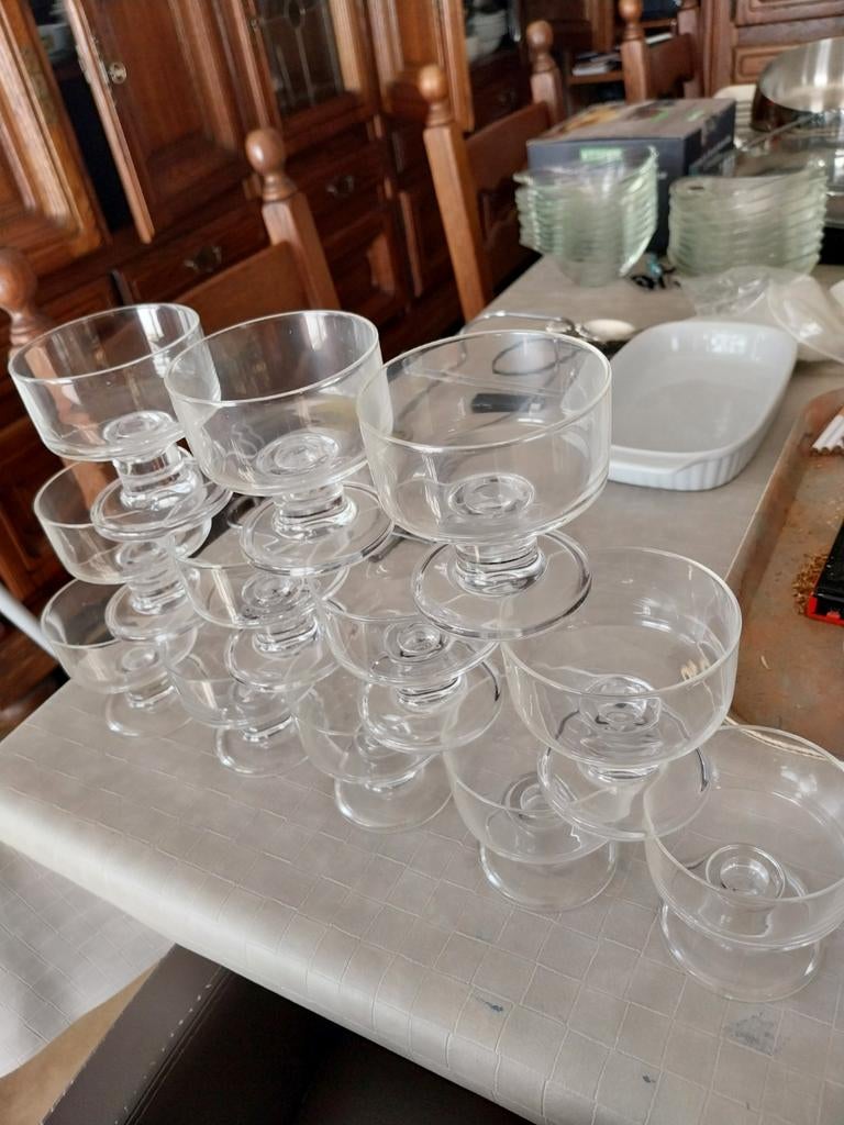 Glazenset 12 stuks, Verzamelen, Glas en Drinkglazen, Ophalen