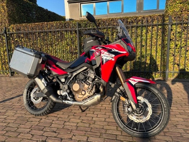 Honda Africa twin 1100   """127km""", Motoren, 2 cilinders, Nieuw, Motorrijbewijs A, Bedrijf