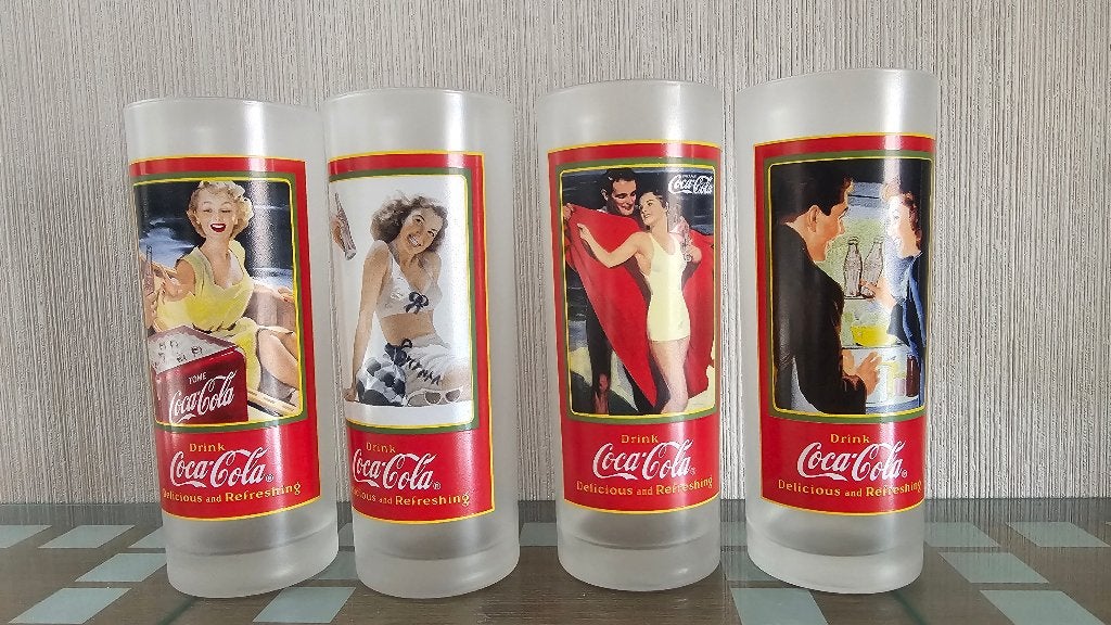 4 Coca Cola glazen - collector's item, Enlèvement, Comme neuf, Verre à soda