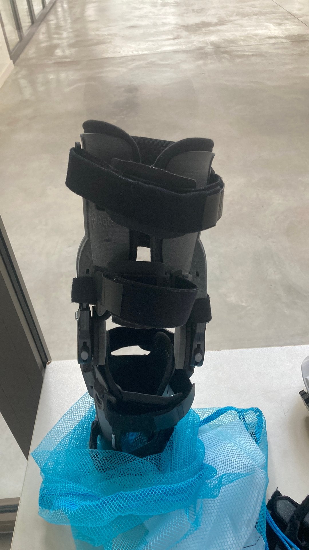 Aqtor been brace, Diversen, Braces, Ophalen, Zo goed als nieuw