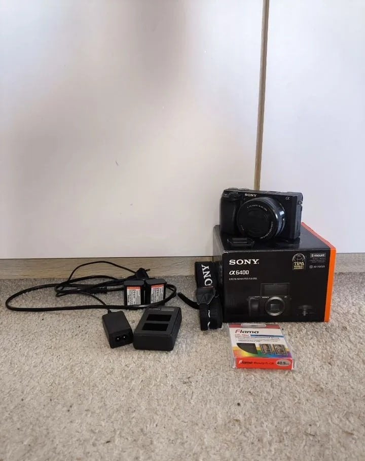 Kit Sony A6400 16 50 mm OSS, TV, Hi-fi & Vidéo, Poignée, Enlèvement ou Envoi, Comme neuf, 24 mégapixels