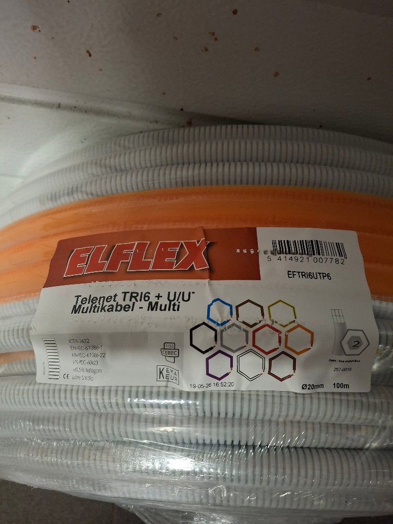 Telenet en utp cat6 flex, Doe-het-zelf en Bouw, Ophalen, Nieuw