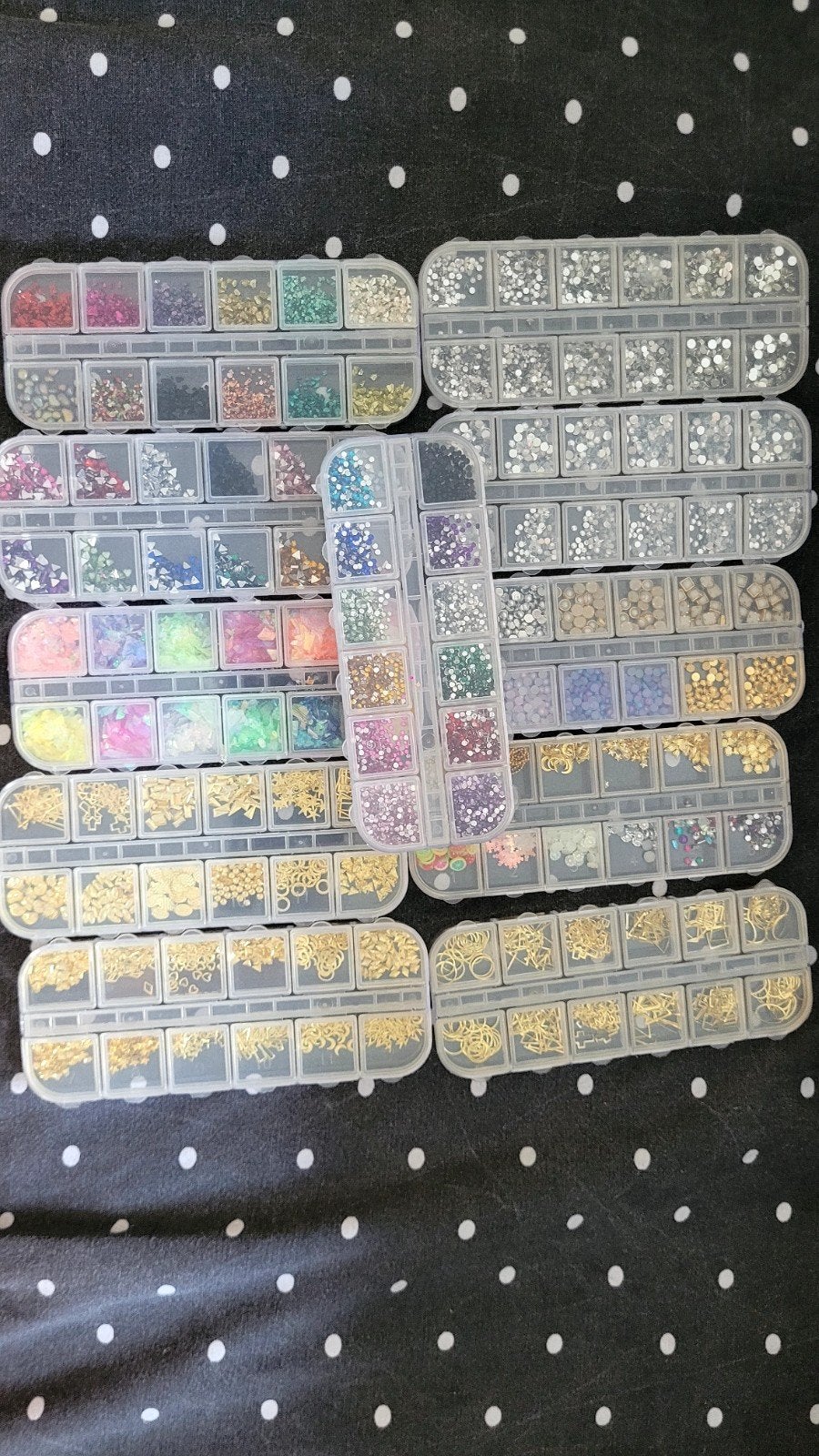 Nagelspullen te koop, Ophalen