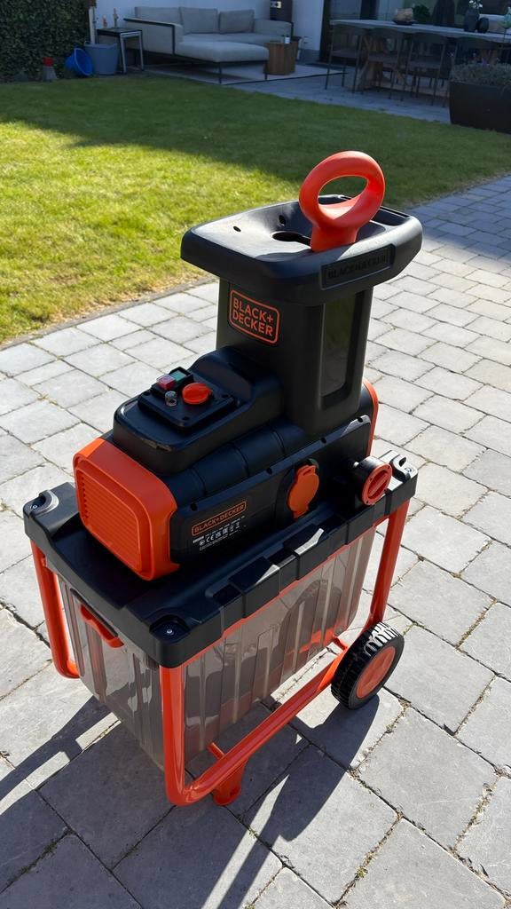 Black and Decker BEGAS5800 hakselaar - eenmaal gebruikt, Jardin & Terrasse, Déchiqueteurs, Comme neuf, Enlèvement