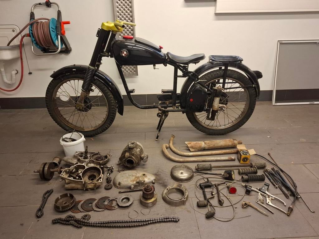 Moto DMF, Enlèvement