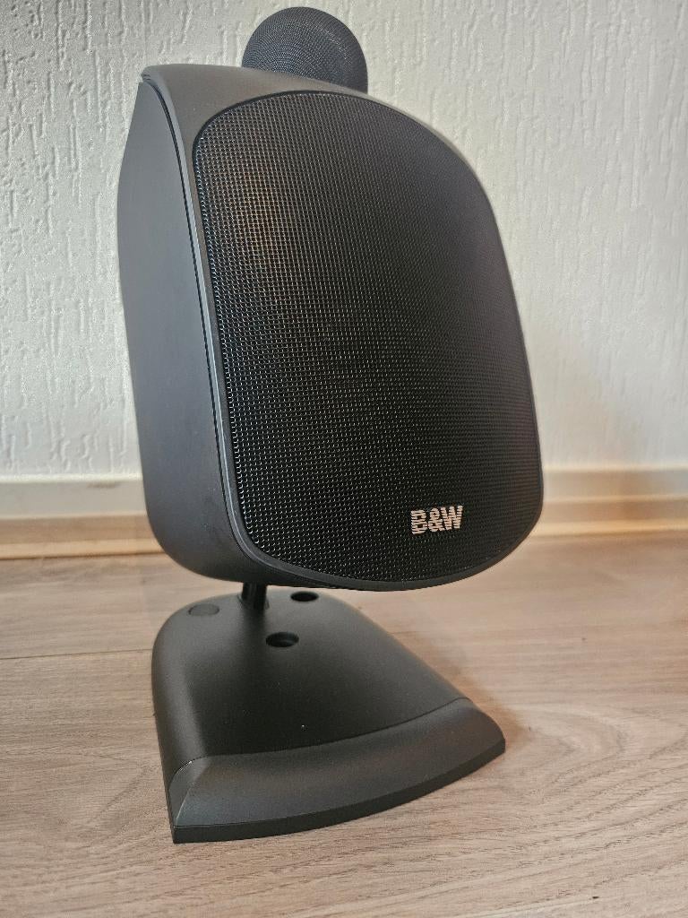 B&W SPEAKER M1, Ophalen, Zo goed als nieuw, 60 tot 120 watt, Bowers & Wilkins (B&W)
