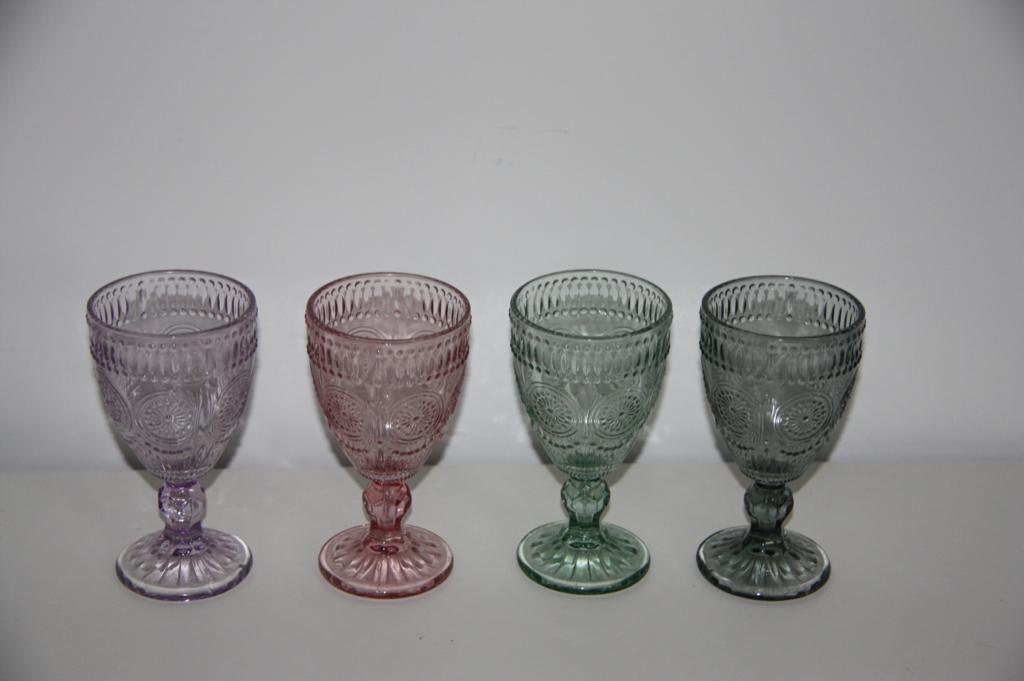 Decoratieve glazen wijn of waterglazen * 4 stuks, Verzenden, Gebruikt, Overige typen
