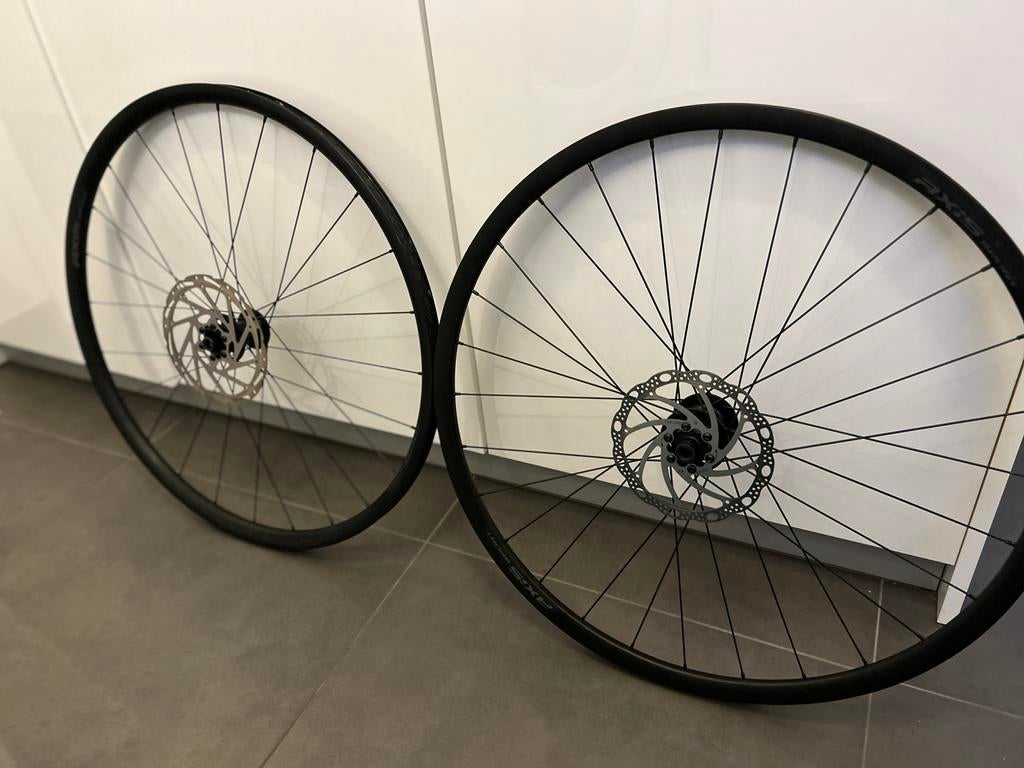 Wielen axis sport, Ophalen