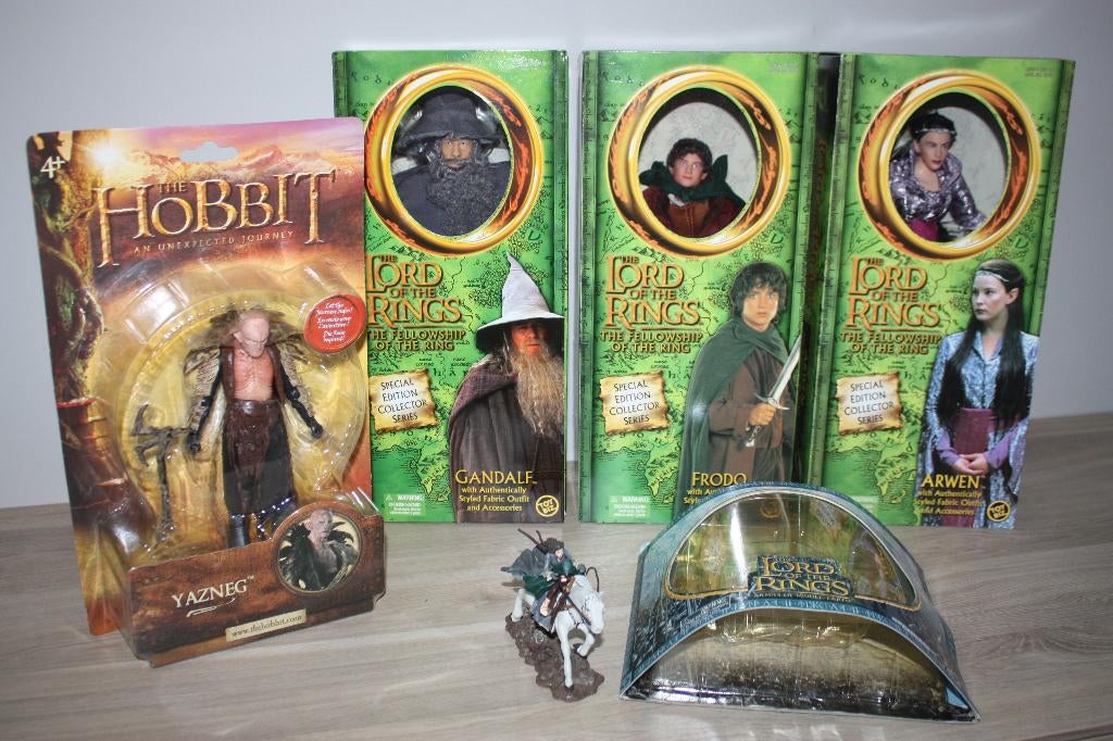5x Lord off The Rings items , poppen , figuren, Verzamelen, Lord of the Rings, Zo goed als nieuw, Actiefiguurtje, Ophalen of Verzenden