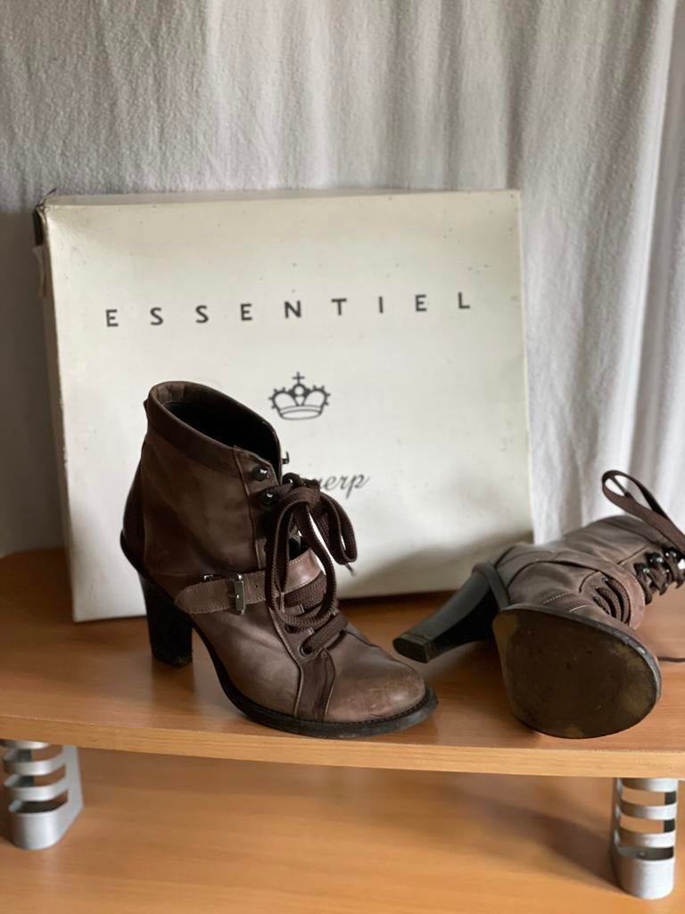 Essentiel enkellaars t39, Kleding | Dames, Schoenen, Gedragen, Lage of Enkellaarzen, Bruin, Ophalen of Verzenden