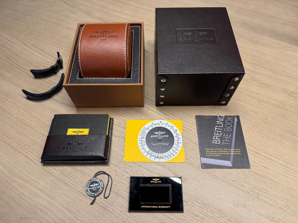 Breitling Navitimer 01 46mm - Complete set (Als nieuw!), Handtassen en Accessoires, Horloges | Heren, Ophalen, Leer, Staal, Breitling