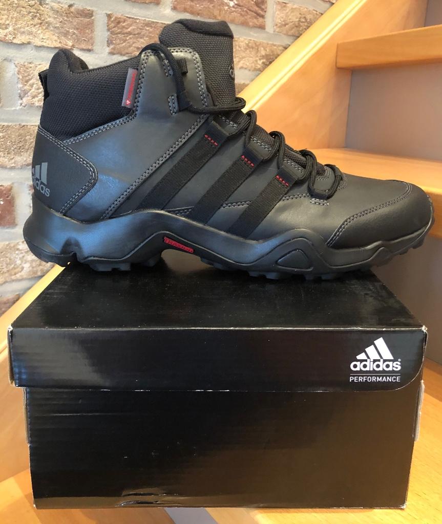 Heel stoere Adidas boots. Schoenmaat: 46. Nieuw!, Vêtements | Hommes, Chaussures, Neuf, Bottes, Enlèvement ou Envoi, Adidas