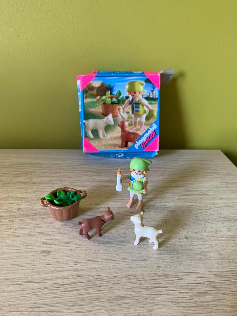 Playmobil- meisje met geitjes - 4188, Kinderen en Baby's, Speelgoed | Playmobil, Ophalen of Verzenden, Zo goed als nieuw, Complete set