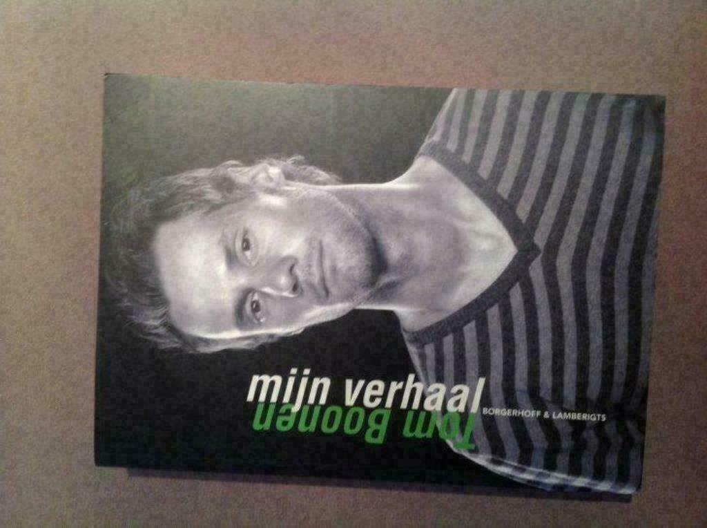 Drinkflessen en boek Tom Boonen, Verzamelen, Ophalen of Verzenden