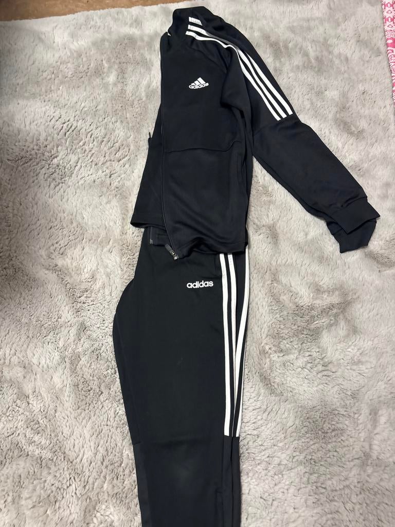 Adidas training, Ophalen, Zo goed als nieuw, Maat 38/40 (M), Zwart