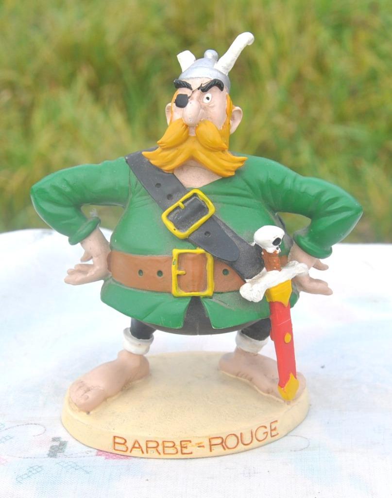 figurine plastoy barbe rouge de la bd asterix, Collections, Enlèvement ou Envoi, Autres personnages, Utilisé, Statue ou Figurine