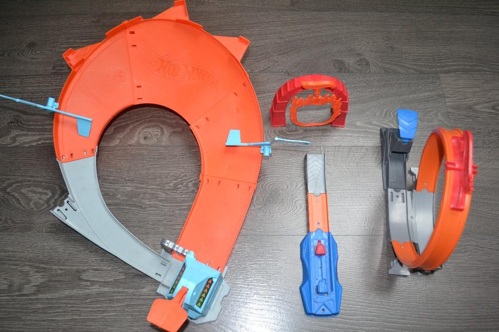 Hot Wheels : circuit + 2 petites pistes pour autos, Enlèvement ou Envoi, Hot Wheels, Avec looping, Circuit