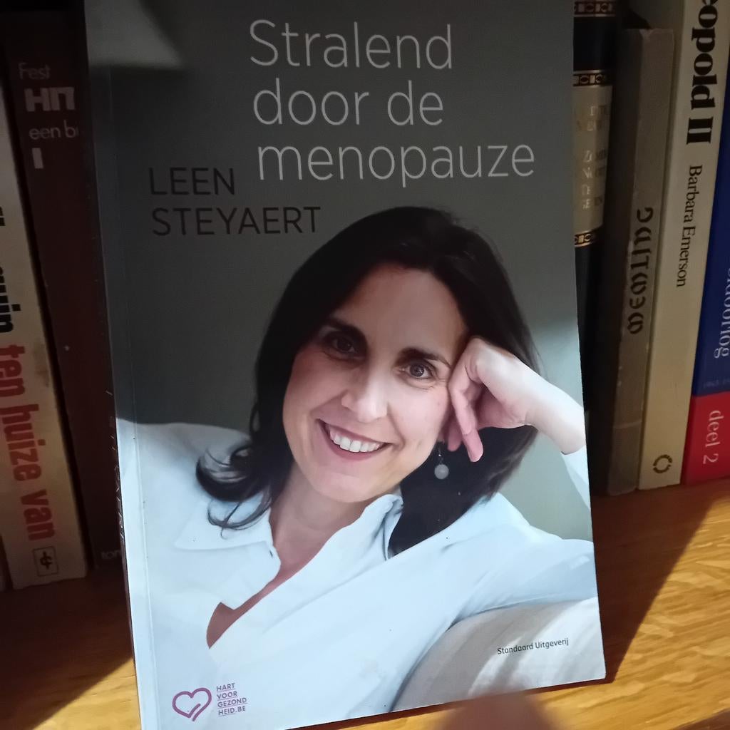 Leen Steyaert - Stralend door de menopauze, Ophalen of Verzenden, Leen Steyaert