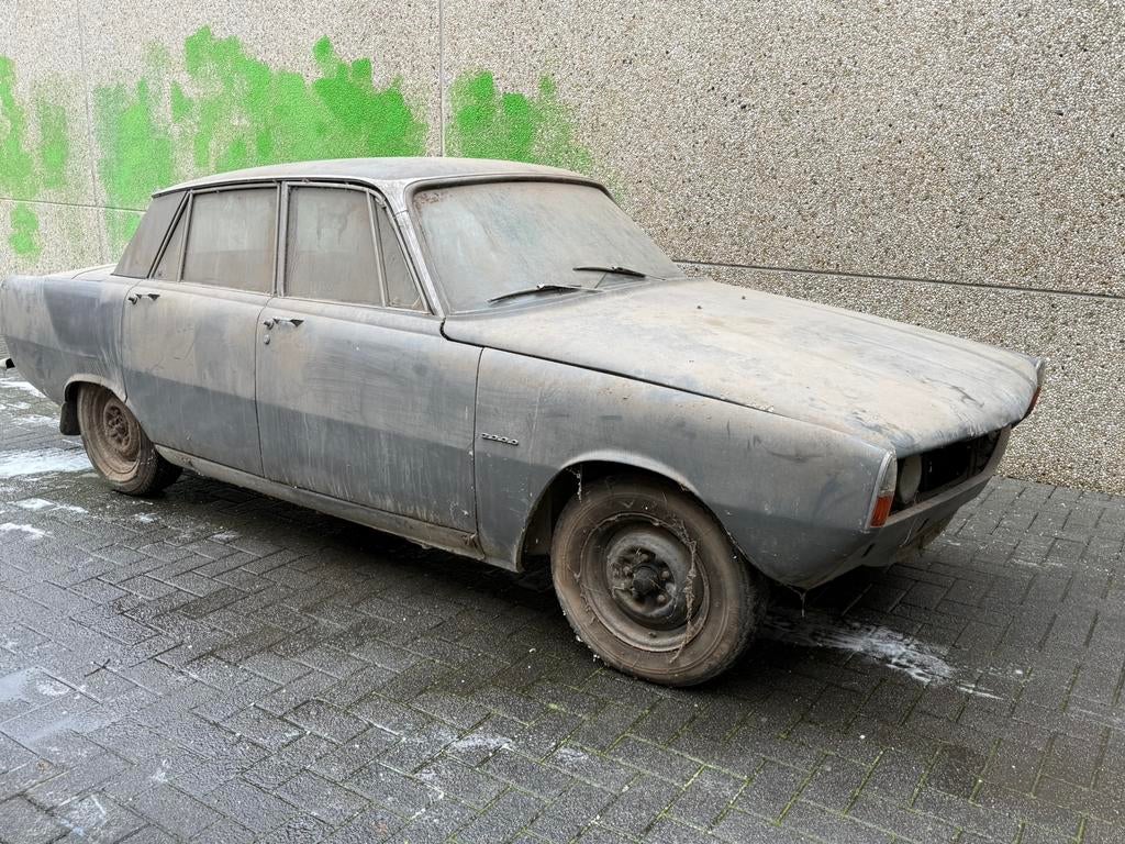 Rover P6. 2000.  Barnfind, Autos, Rover, Cuir, Achat, Entreprise, Brun