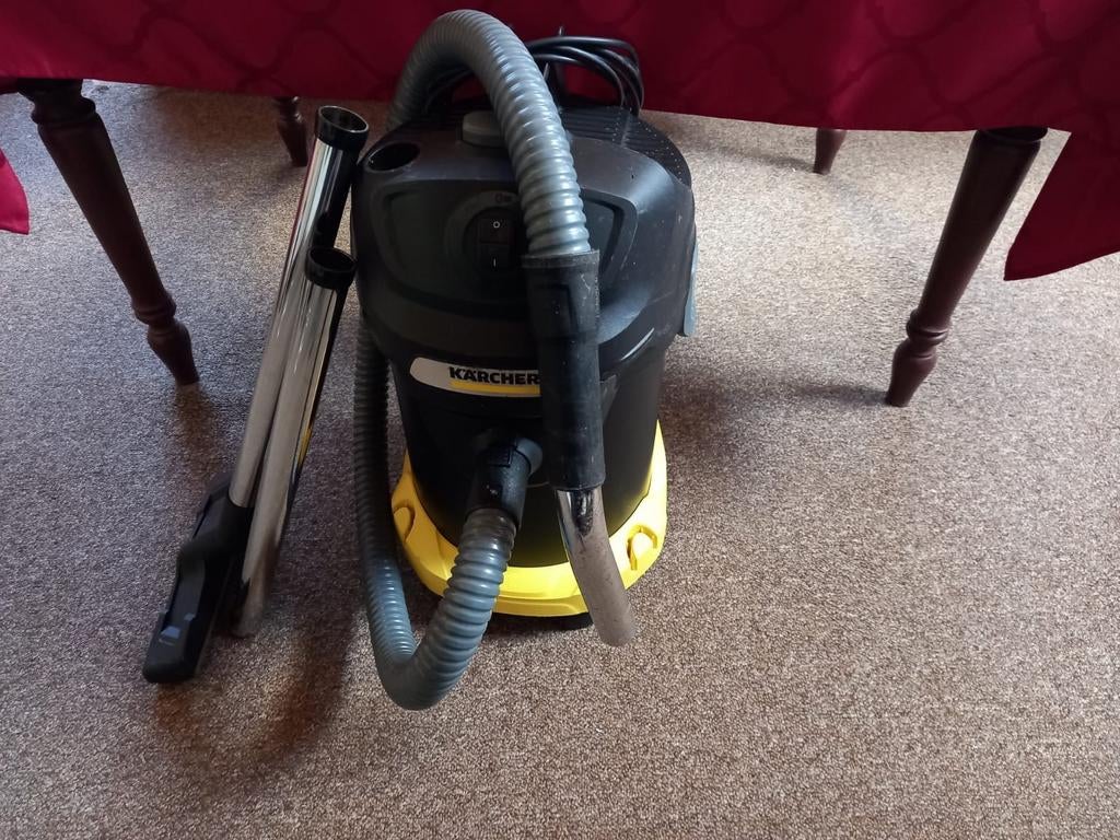 Karcher stofzuiger amper gebruikt, Elektronische apparatuur, Ophalen, Nieuw, Stofzuiger
