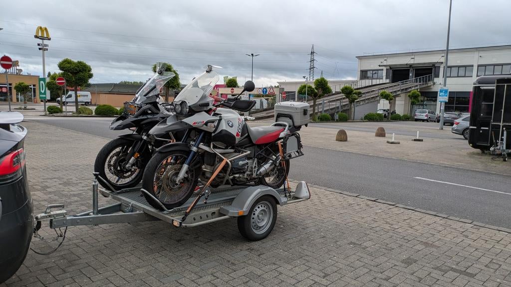 Motortrailer - motorvervoer te huur, Ophalen