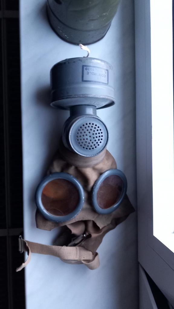Belgisch Gasmasker, Ophalen