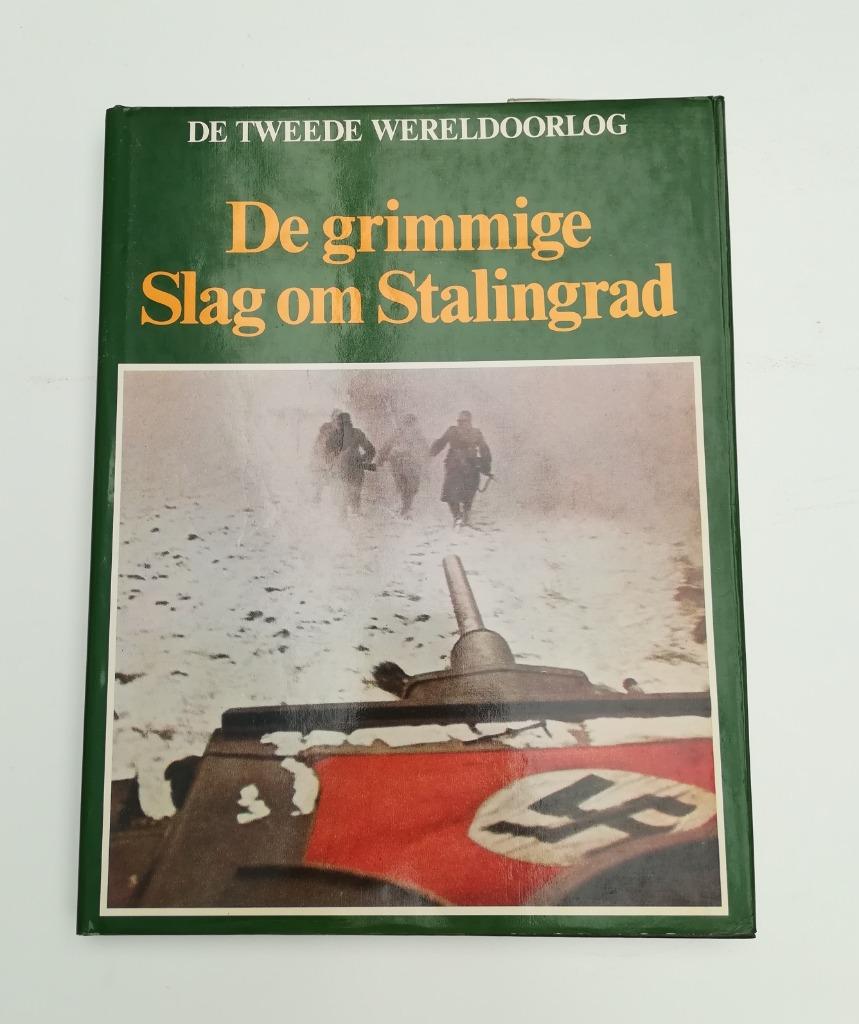 De grimmige slag om Stalingrad, Boeken, Ophalen of Verzenden, Tweede Wereldoorlog
