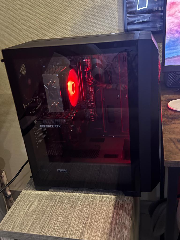 AMD Ryzen 7 5700X High-End Game PC - RTX 3050 8GB, Ophalen, Gebruikt, Gaming