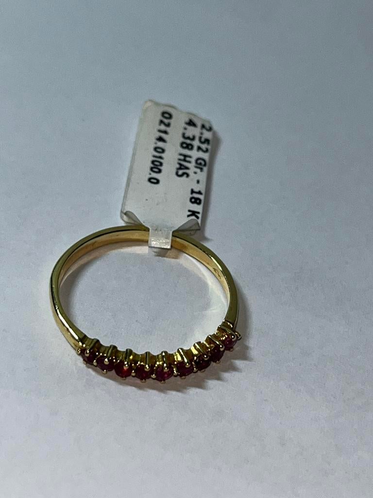18 karaat gouden ring met steentjes    2.52 gram.  Nieuw!!!, Ophalen, Nieuw, Dame, Goud