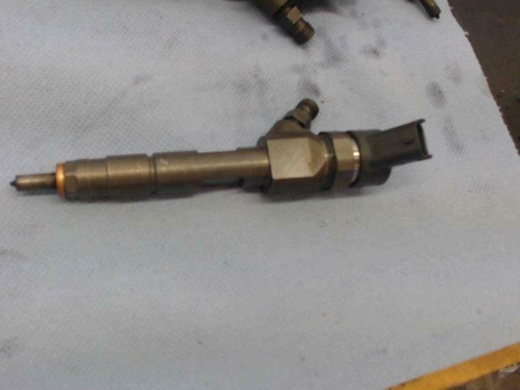 injecteur renault  megane  1.9dci 0445110230, Autos : Pièces & Accessoires, Moteurs & Accessoires, Renault, Utilisé