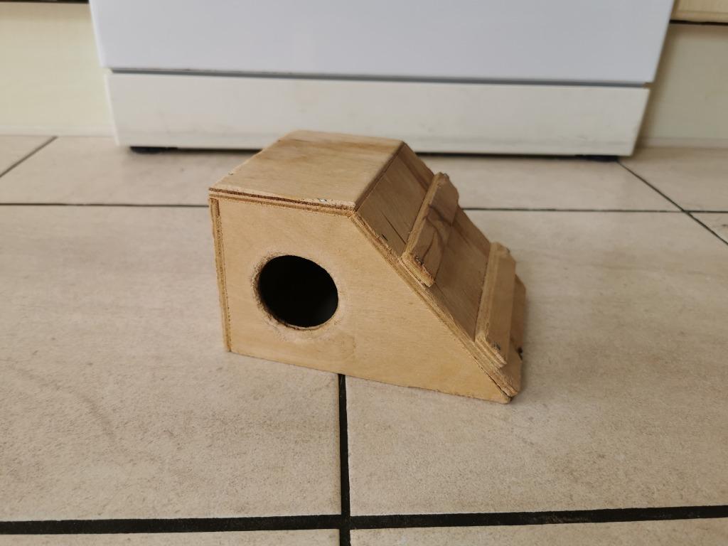 Knaagdierhuisje met trap, Enlèvement ou Envoi, Utilisé, Accessoire pour rongeur