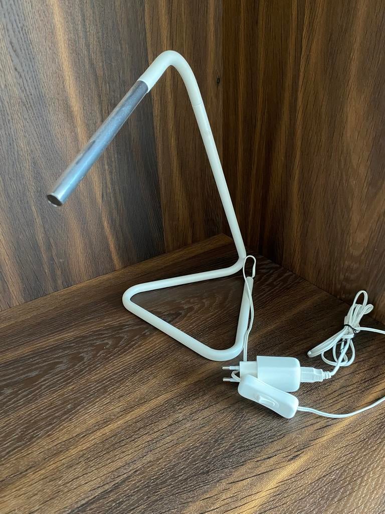 Ikea witte bureaulamp HARTE, richtbaar, Ophalen, Zo goed als nieuw