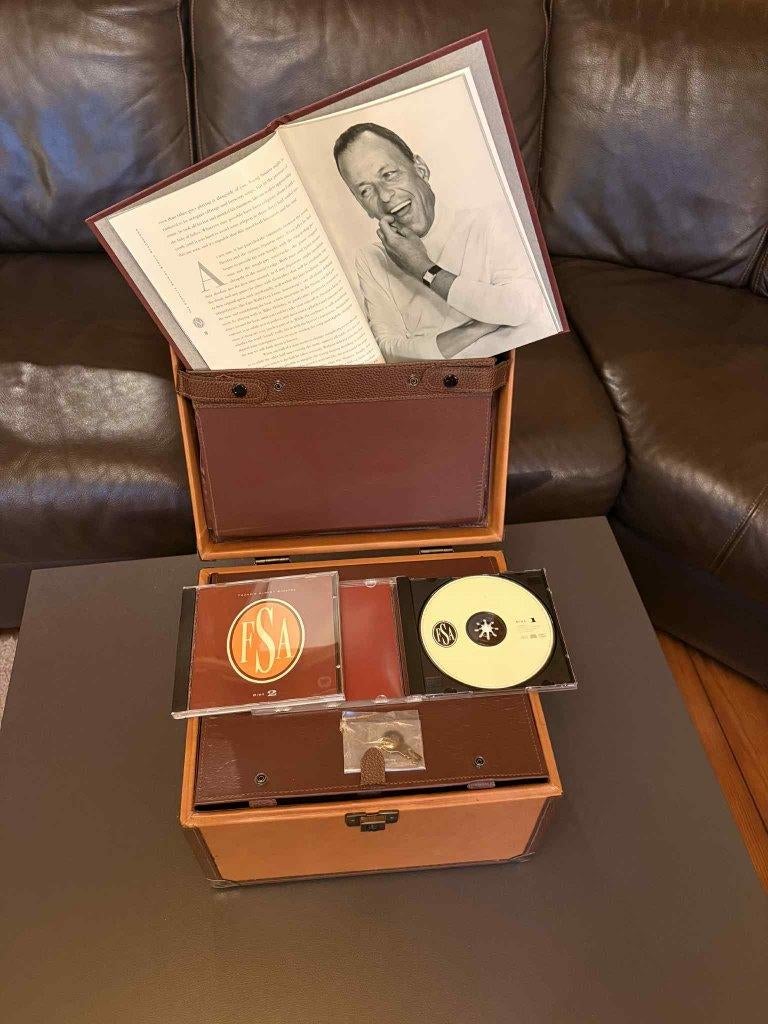 Frank Sinatra FSA Collector's Box — gelimiteerde editie, Ophalen of Verzenden, Zo goed als nieuw, Overige typen, Gesigneerd