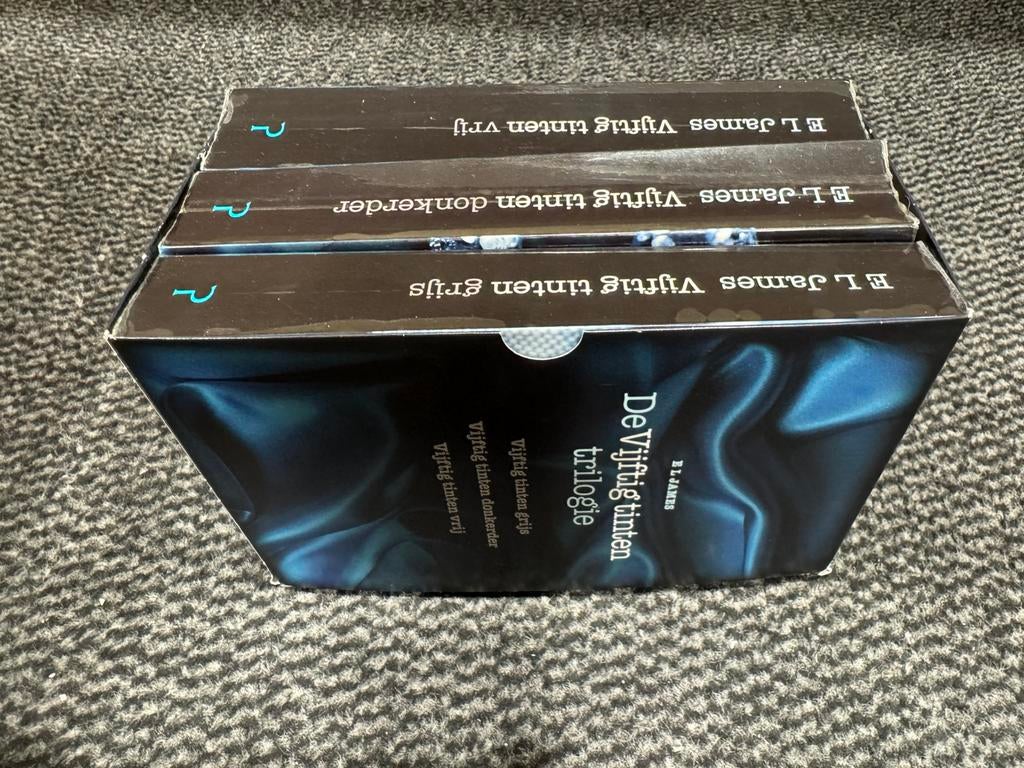 Trilogie 50 tinten grijs, Boeken, Ophalen, Zo goed als nieuw