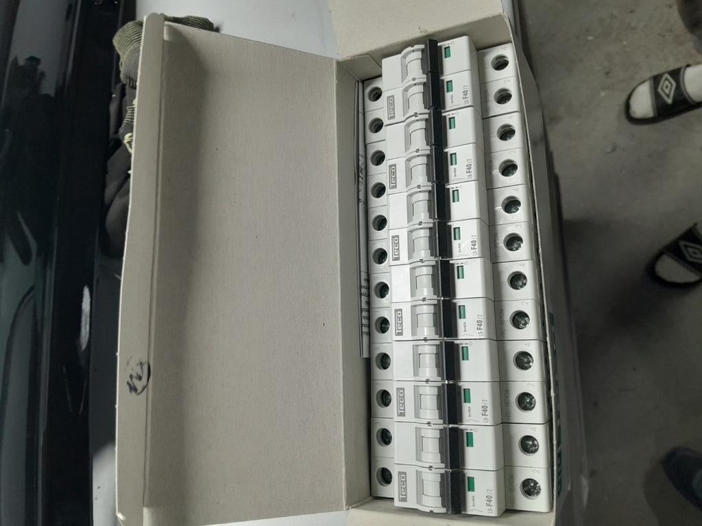 Disjoncteur teco 40 a nouveau, Ophalen, Zo goed als nieuw
