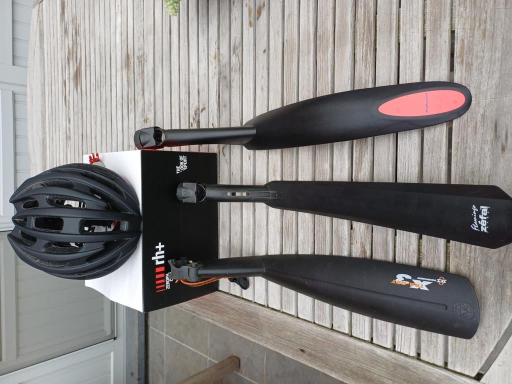 Helm en spatborden, Ophalen of Verzenden, Zo goed als nieuw
