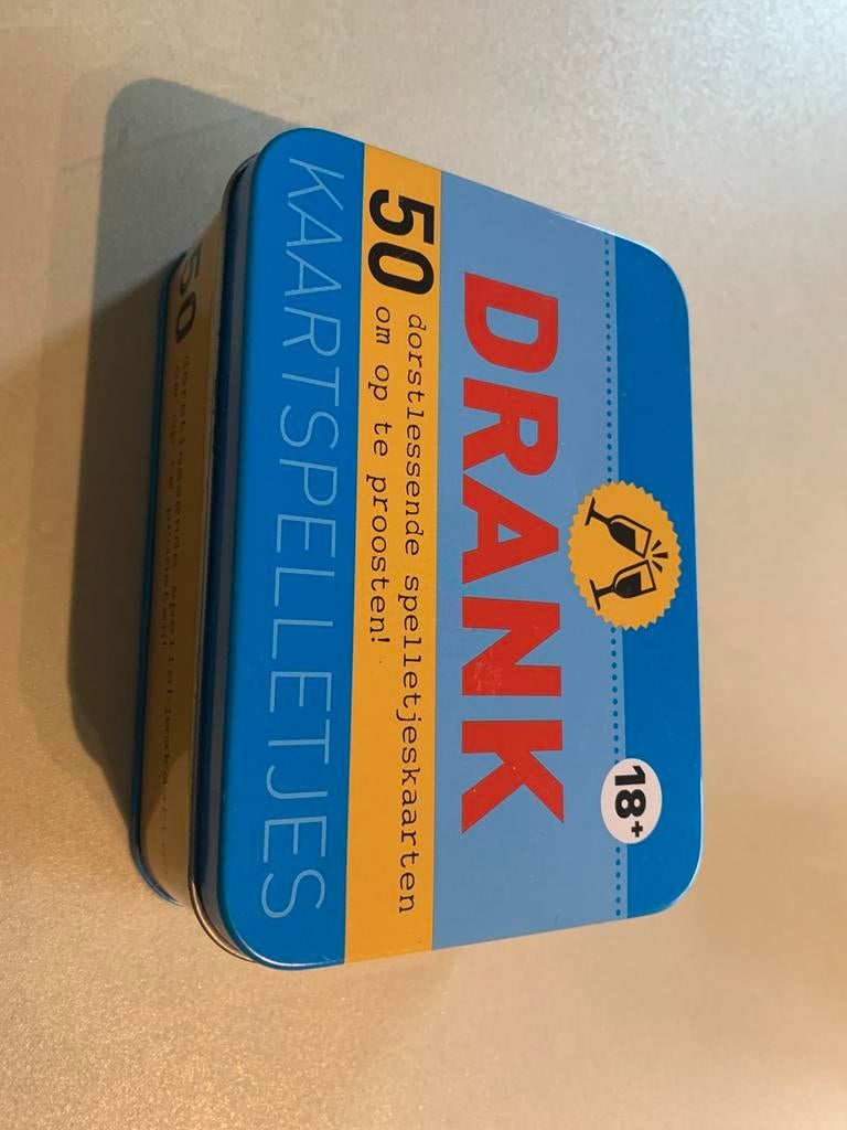 Drankspel - kaartspelletjes - nooit gebruikt, Hobby en Vrije tijd, Ophalen of Verzenden, Zo goed als nieuw