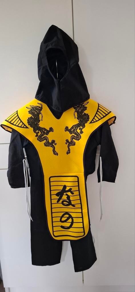 Samuraikostuumpje Carnaval, Enlèvement, Comme neuf