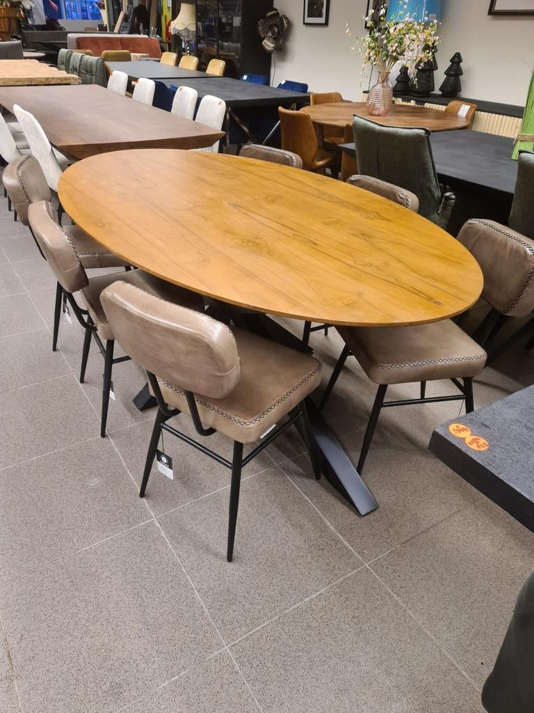 Nieuwe eettafel ovaal 200x110cm eiken fineer spinpoot €375, Huis en Inrichting, Tafels | Eettafels, Nieuw, 100 tot 150 cm, 200 cm of meer