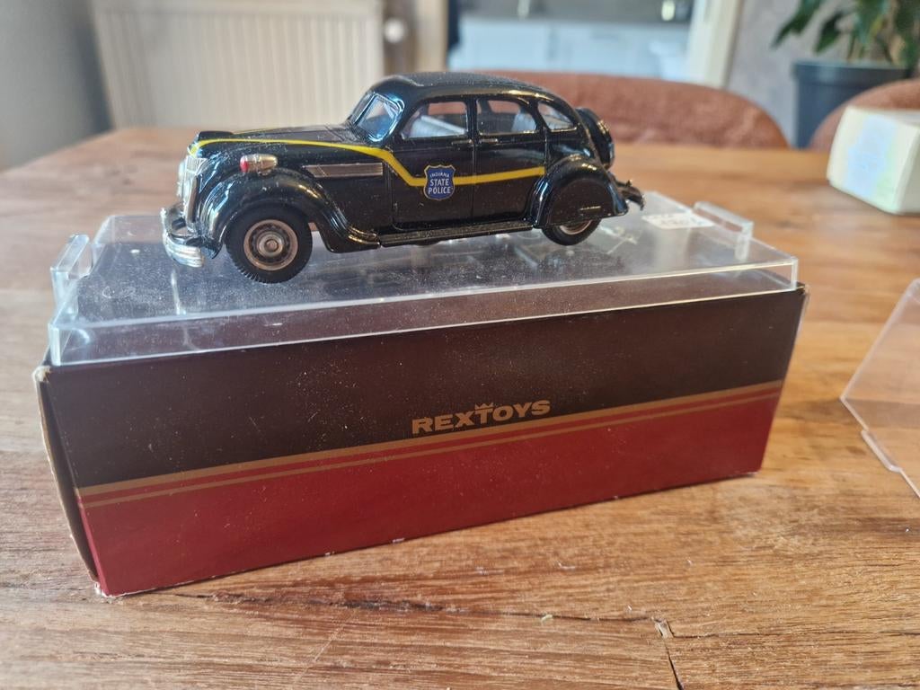 Rextoy 1/43 Chrysler airflow 1935 Police, Ophalen of Verzenden, Zo goed als nieuw