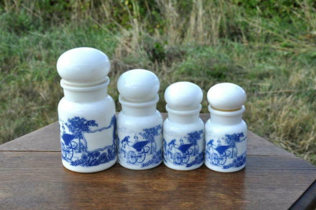 §4 pots a epice de style arcopal carosse, Antiquités & Art, Enlèvement ou Envoi