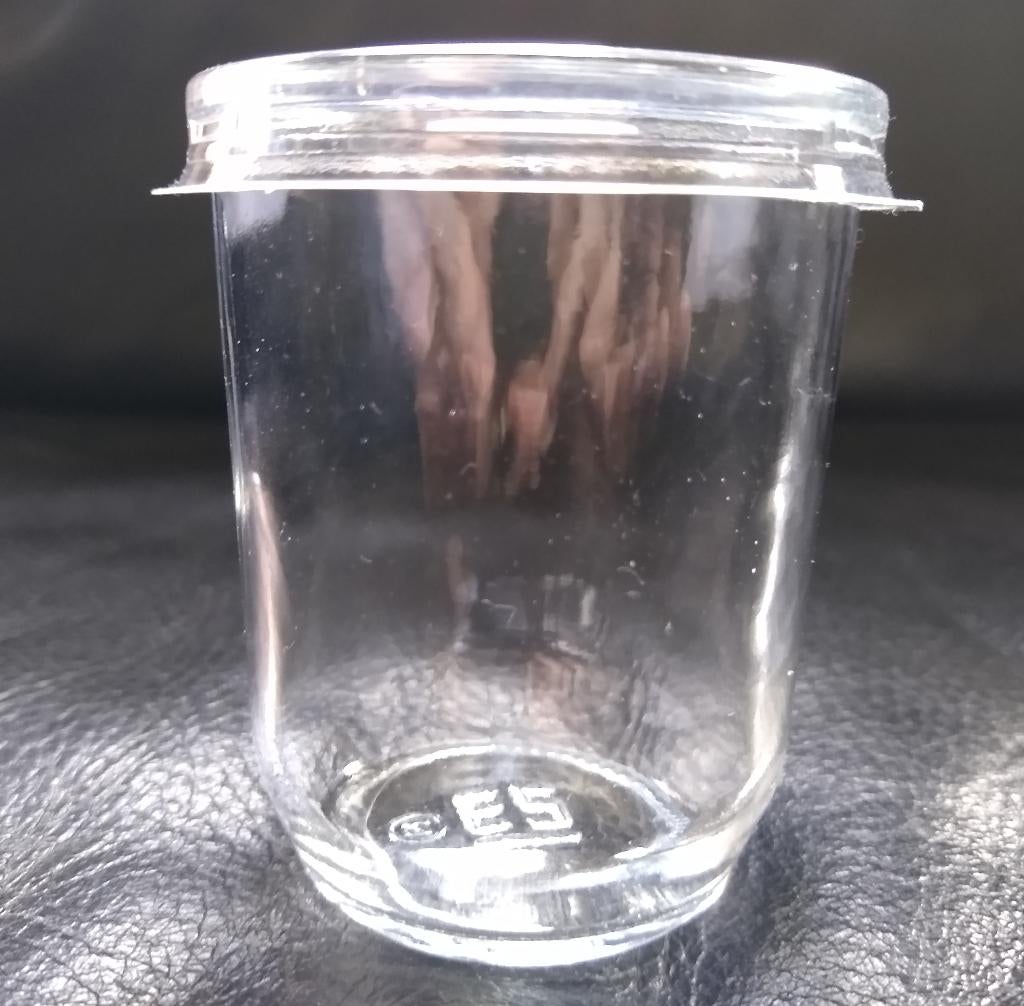 4 verres à apéritif/dessert + couvercles en plastique, Neuf, Verre, Enlèvement, Autres types