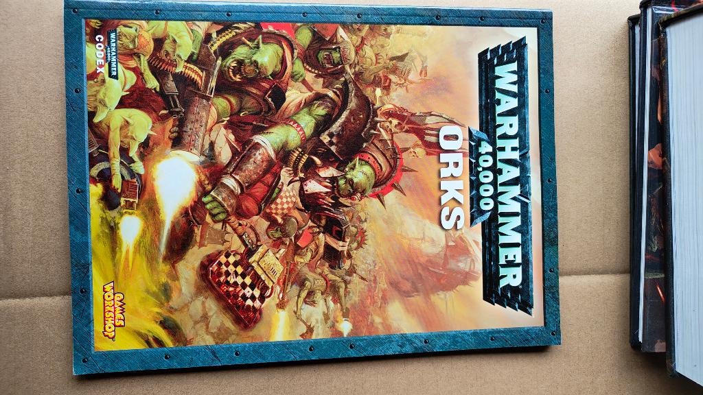 warhammer codex Orks - V5 - 2010, Hobby & Loisirs créatifs, Wargaming, Enlèvement ou Envoi, Utilisé, Warhammer, Livre ou Catalogue