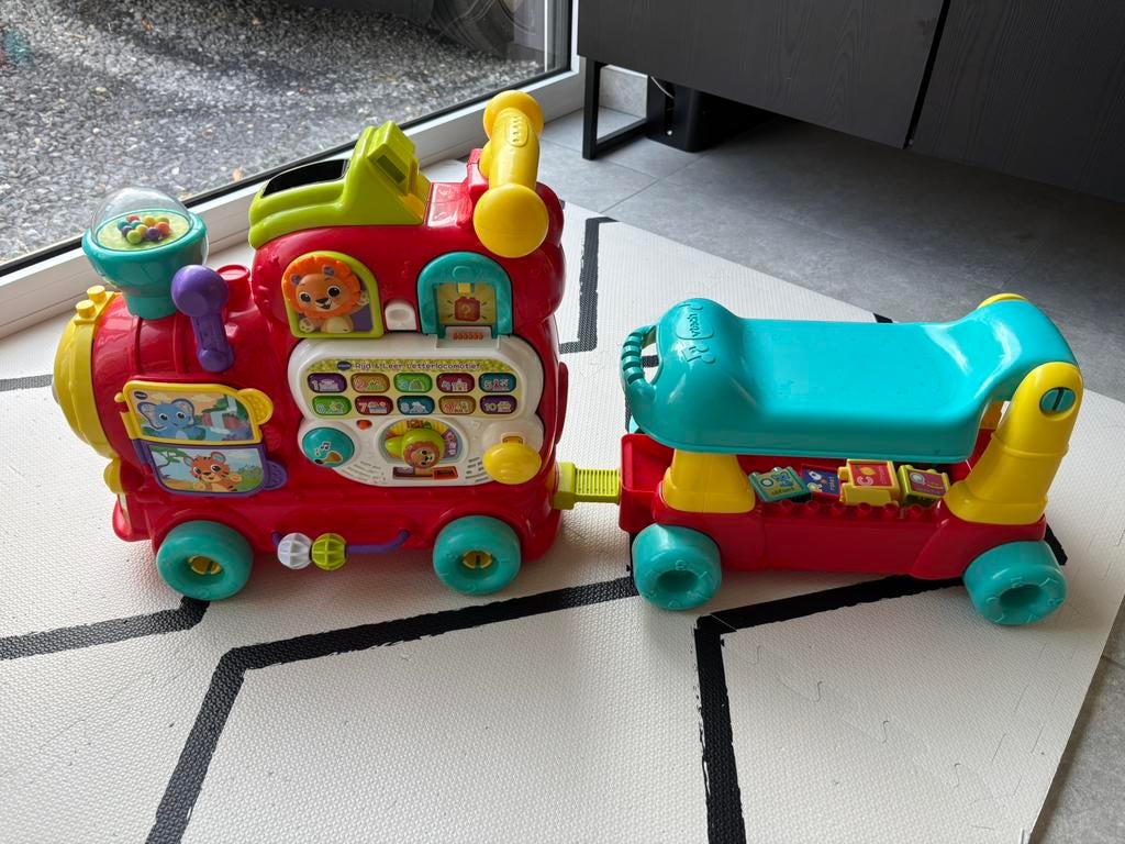 Vtech rijd en leer trein, Kinderen en Baby's, Ophalen, Zo goed als nieuw, 2 tot 4 jaar