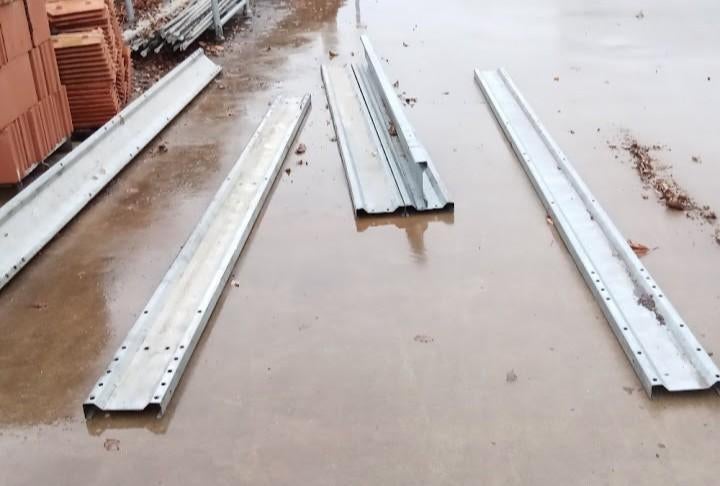 Lot Joris Ide Metalen Profielen - Verzinkt - ca. 25 meter, Ophalen