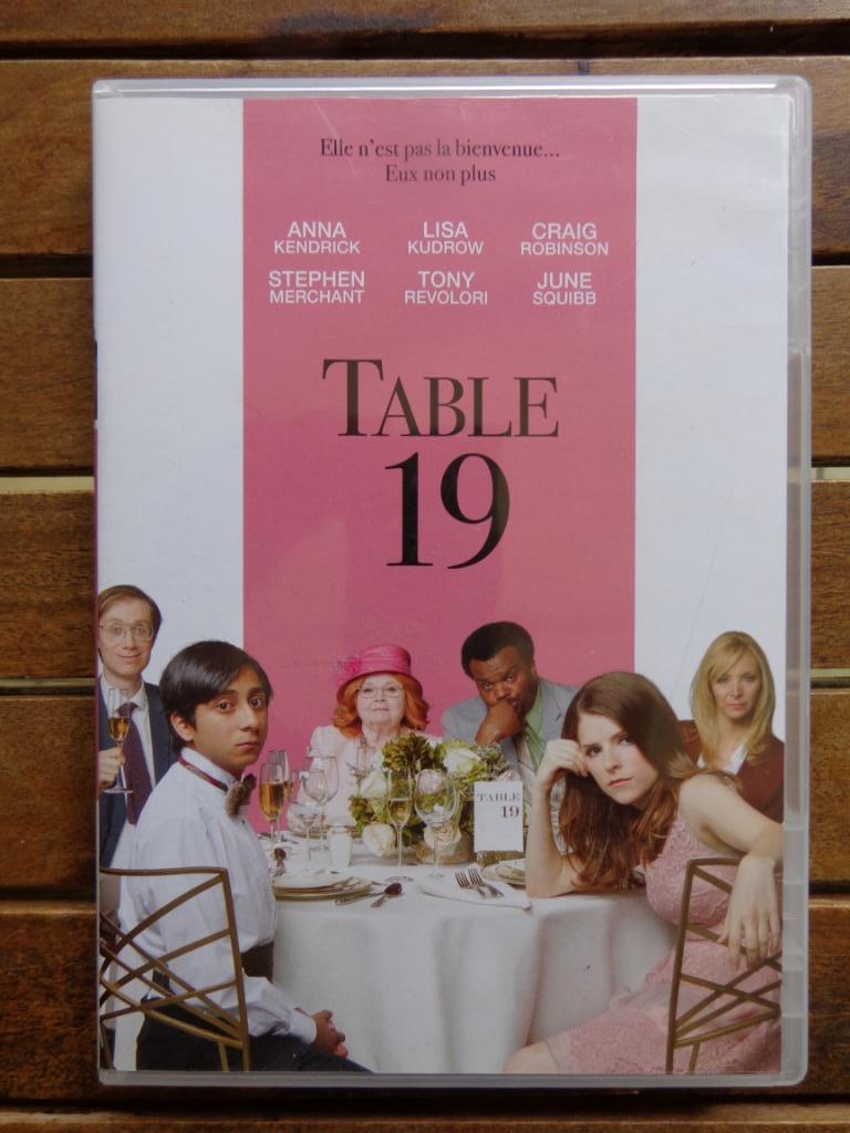 )))  Table 19  //  Comédie   (((, Tous les âges, Enlèvement, Comme neuf, Autres genres
