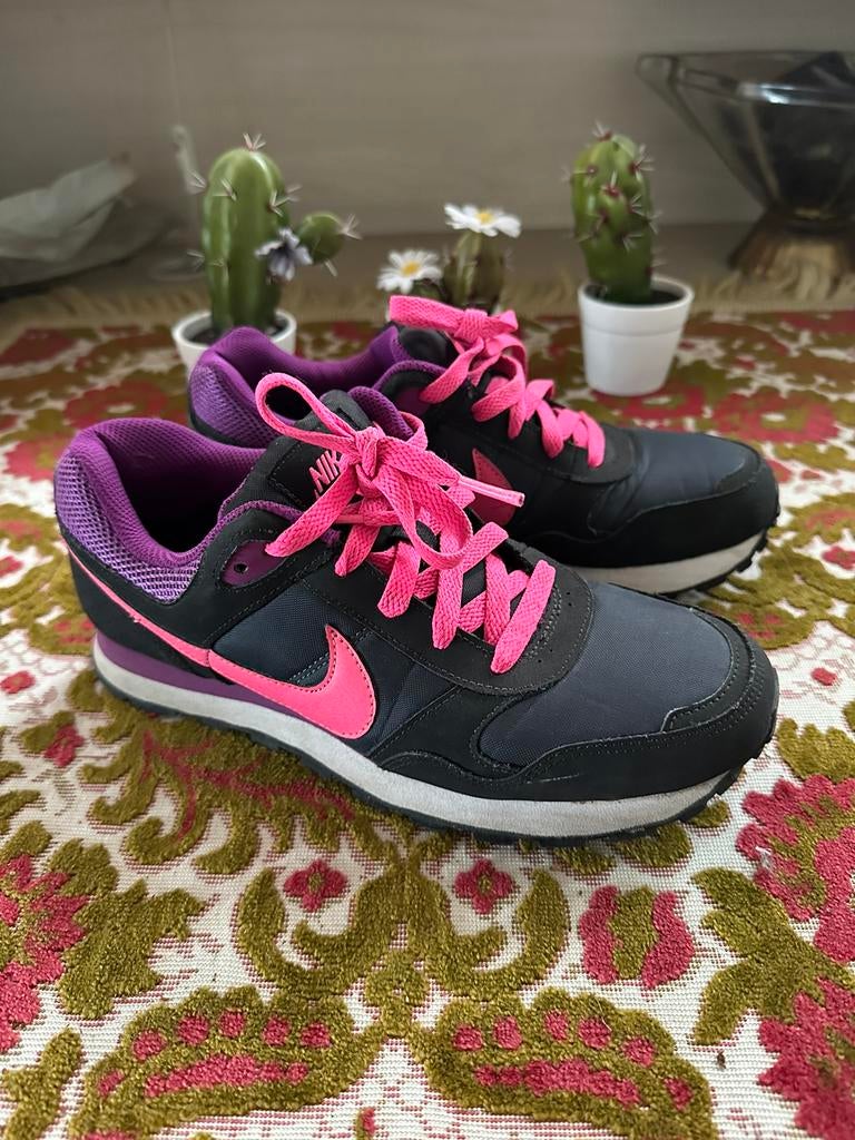 Nike maat 38 perfect staat verzending mogelijk, Ophalen of Verzenden, Zo goed als nieuw